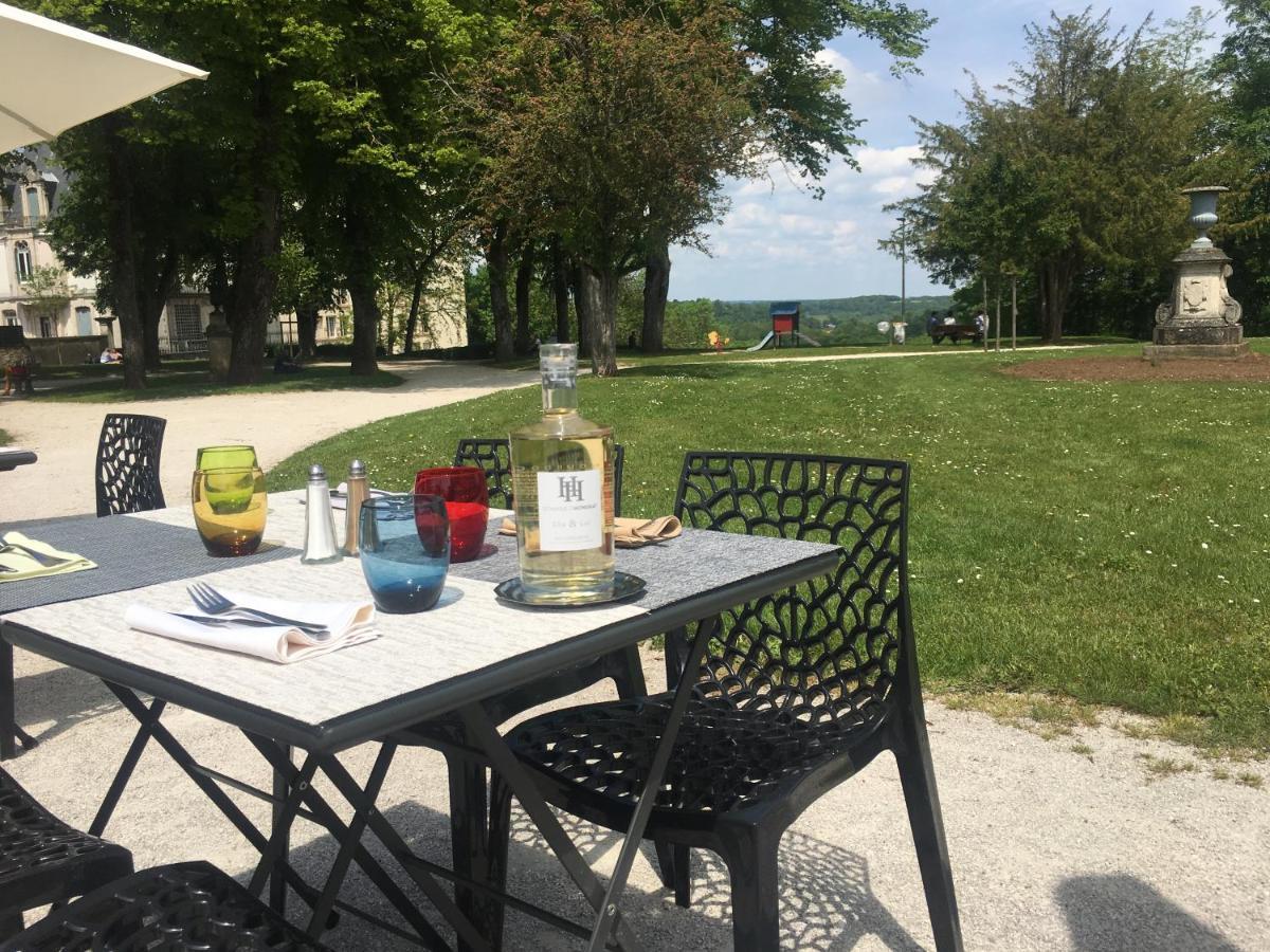 Hotel Restaurant Des Remparts Chaumont  Eksteriør billede